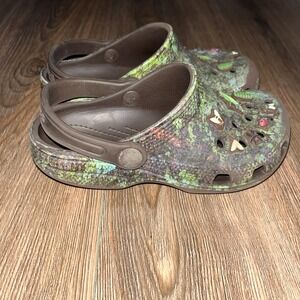 Crocs Classic Clog Kids Size C12 Brown Green Slip On Sandals with Jibbits Charms